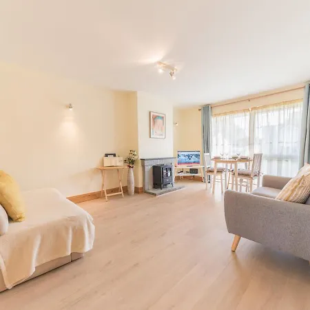 Pass The Keys Lovely Two Bedroom Vegan Bungalow Dom wakacyjny *