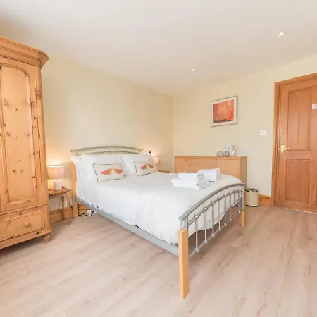 Pass The Keys Lovely Two Bedroom Vegan Bungalow Tatil Evi